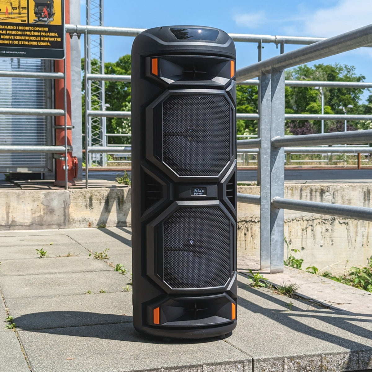 Thunder Bluetooth karaoke zvučnik sa bežičnim mikrofonom